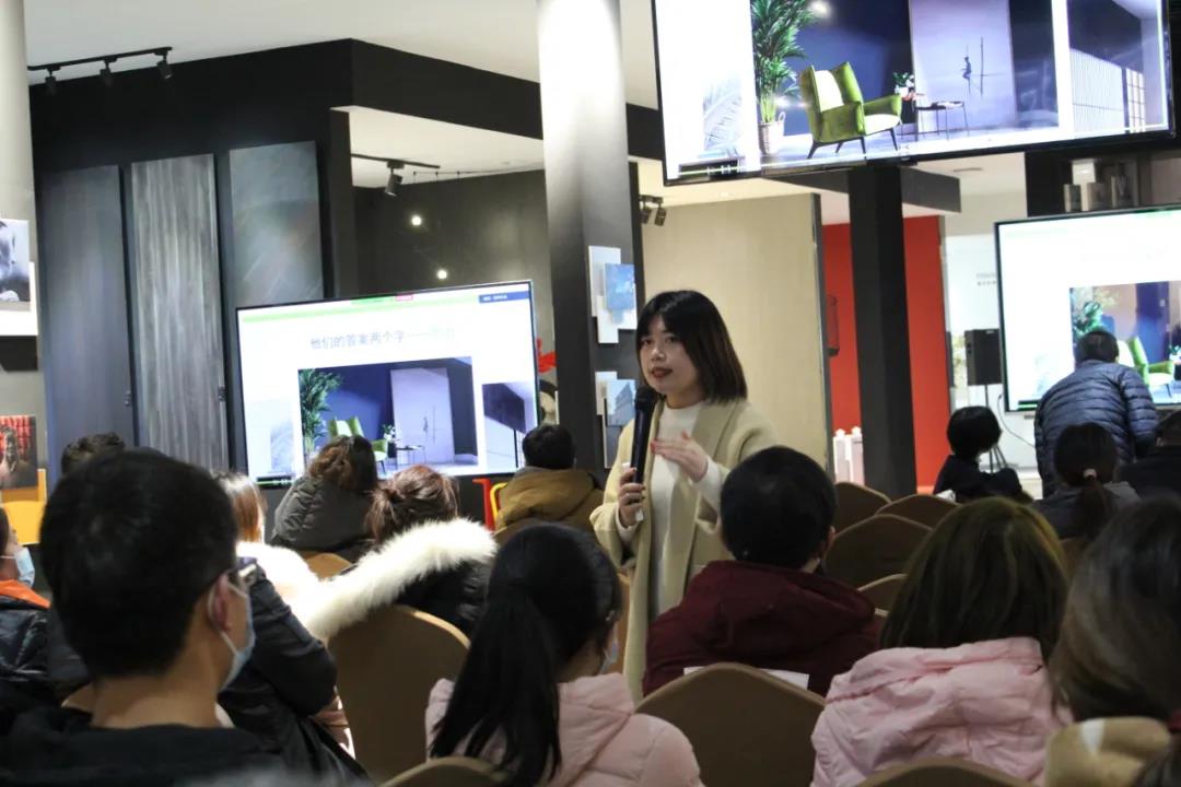 恭喜！華洲木業(yè)（陜西）運營中心首航儀式暨供應(yīng)鏈賦能模式發(fā)布會圓滿舉辦！(圖5)